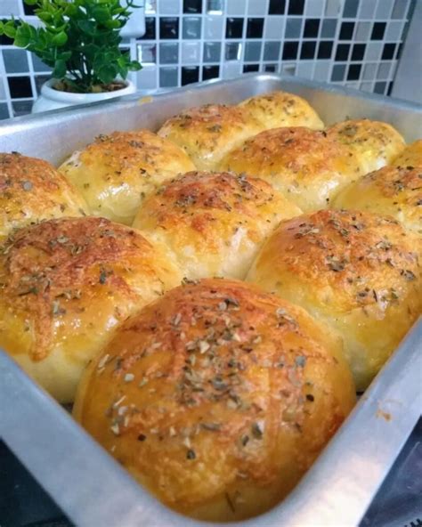 Pãozinho de Cebola Recheado Receitas de Todos