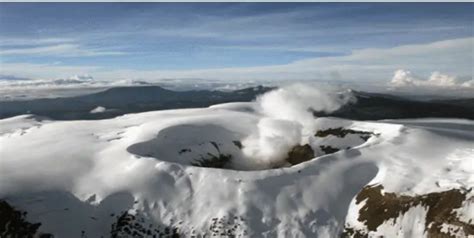 El volcán Nevado del Ruiz continúa con actividad sísmica 800Noticias