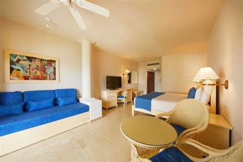 Rooms at Grand Tulum Resort - Bahia Principe Hotels