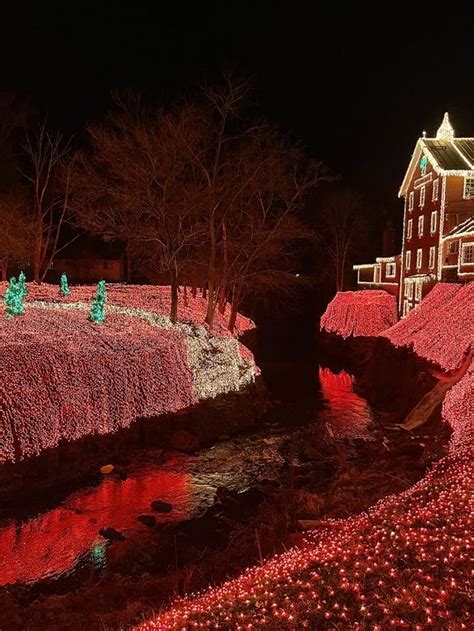 Clifton Mill Christmas Lights - Visit Ohio Today