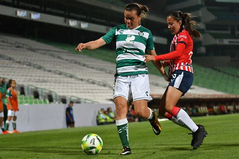 Isela Ojeda 19 Anette Vázquez 19 Santos vs Chivas J12 C2019 Liga MX