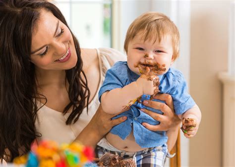 Cómo Quitar el Chocolate de la Ropa 19 Consejos Eliminar las Manchas