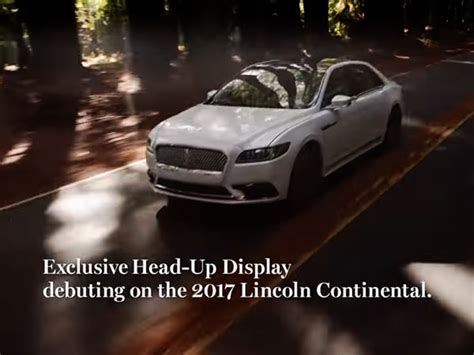 Lincoln S New Head Up Display Uses Movie Theatre Tech DriveSpark News