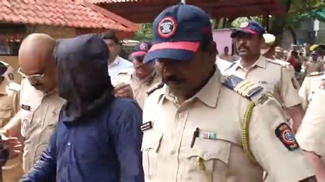 Badlapur Sexual Assault Accused Killed In Police Firing Two Cops