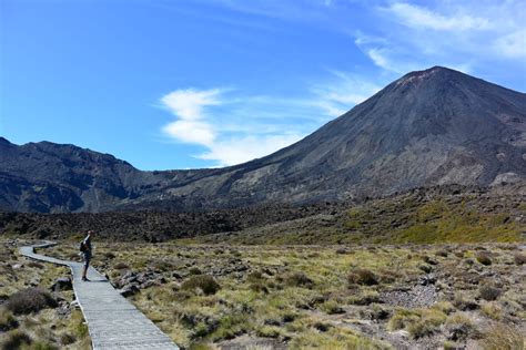 Hiking Mount Ngauruhoe In New Zealand Layback Travel