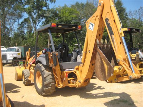 Case 580m Series Ii Loader Backhoe