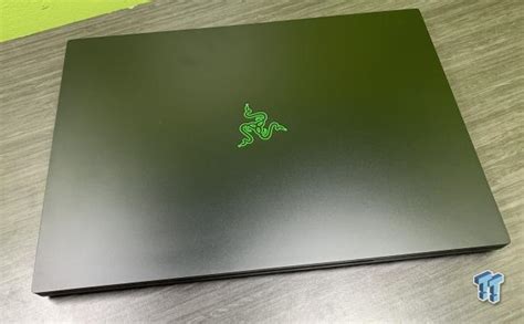 Razer Blade 18 Gaming Laptop Review