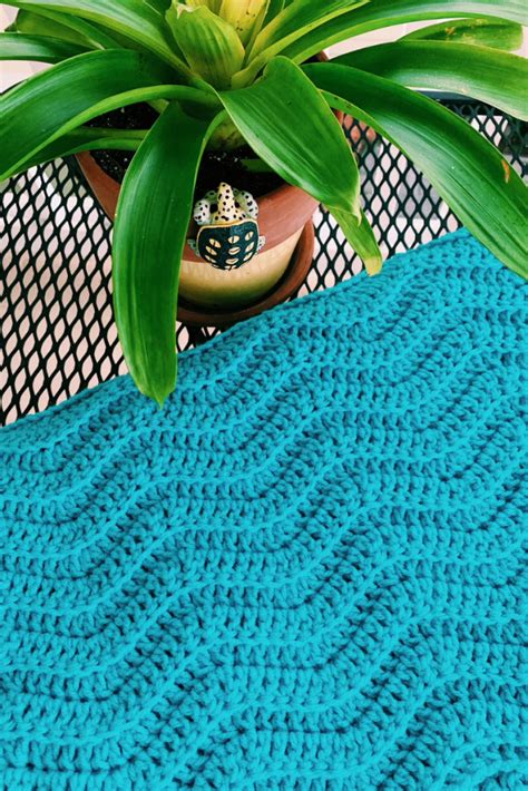 The Crochet Wave Stitch How-to - I Can Crochet That