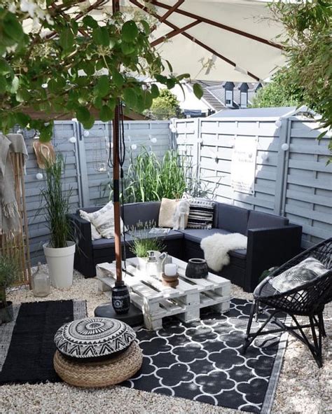 Take A Look At These Amazing Backyard Seating Ideas Backyard Seating