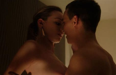 Netflix Serie Elite Shows Steamy Hot Sex Scenes Starring Ester Exposito