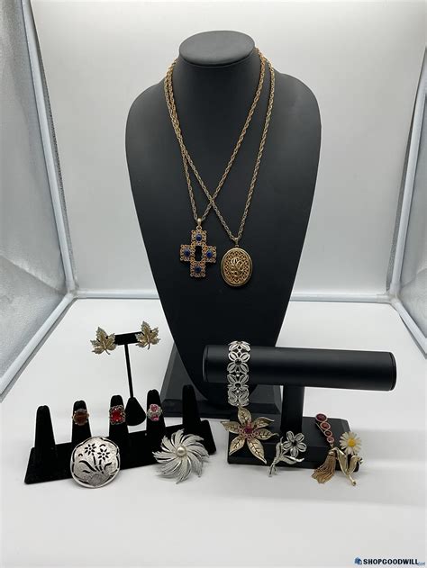 Vintage Jewelry Collection Featuring Sarah Coventry Brooch Necklaces