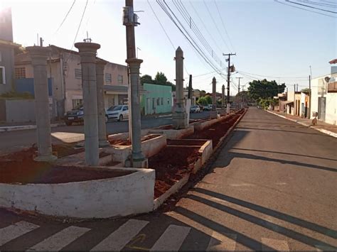 Obra de Reurbanização da Avenida Getúlio Vargas Prefeitura Municipal