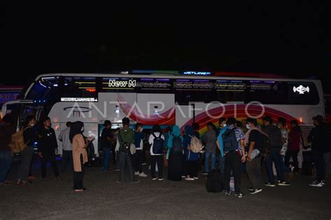 Volume Mudik Awal Di Terminal Aceh Antara Foto