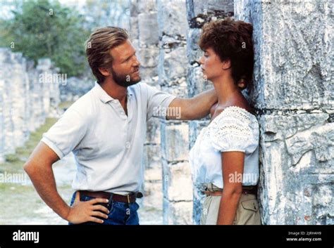 JEFF BRIDGES RACHEL WARD AGAINST ALL ODDS 1984 Stock Photo Alamy