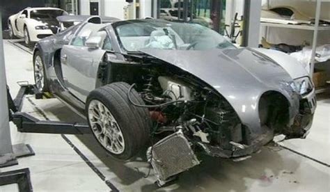 Wrecked Bugatti Veyron Grand Sport Spotted In France Dealership Gtspirit