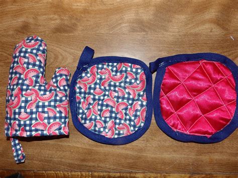 How To Make Play Kitchen Oven Mitt And Hot Pads A To Z For Moms Like Me