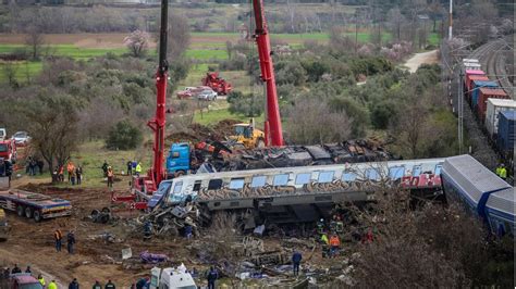 Griechenland Heftige Ausschreitungen nach Zugunglück STERN de