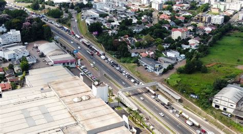 Obras Na Ponte Do Rio Taquari Causam Congestionamento Na Br 386 Entre