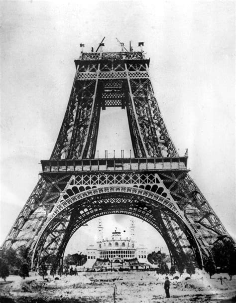 Un D A Como Hoy Se Inauguraba La Torre Eiffel Una De Las