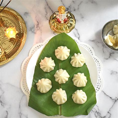 Ukadiche Modak - Steamed Coconut Sweet Dumplings