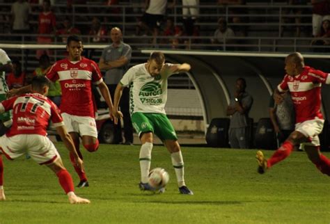 Veja Fotos De Crb X Chapecoense Pela S Rie B Gazeta Esportiva