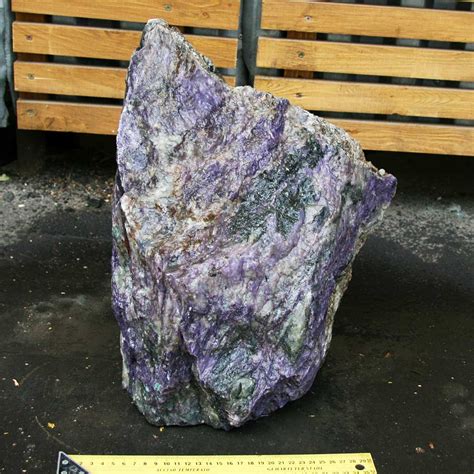 Mineral Land