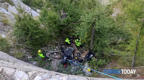 Incidente Stradale Salbertrand Strada Del Pramand Moto Precipitata