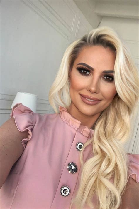 Beautiful Natalya Y O From Olbia With Blonde Hair Id Ladadate