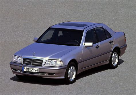 Fiche Technique Mercedes Benz C Td W