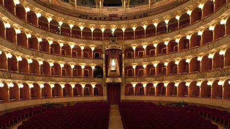 Il teatro dell'opera verso il nuovo anno - Professione Artista Magazine Casting News