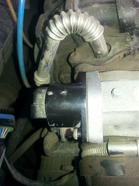 Замена датчика холостого хода. — Daewoo Nexia (N150), 1,6 л, 2012 года ...