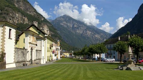 Land Der Berge Das Magische Maggiatal Klare Bergseen Und