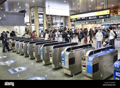 Jr Tennoji Station High Resolution Stock Photography And Images Alamy