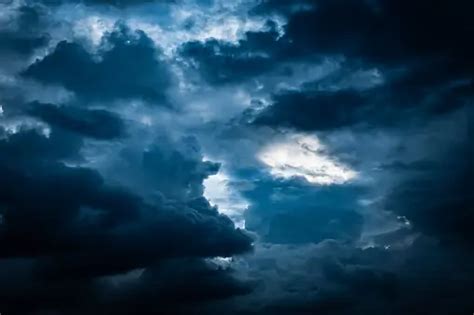 30,000+ Cloudy Night Pictures | Download Free Images on Unsplash