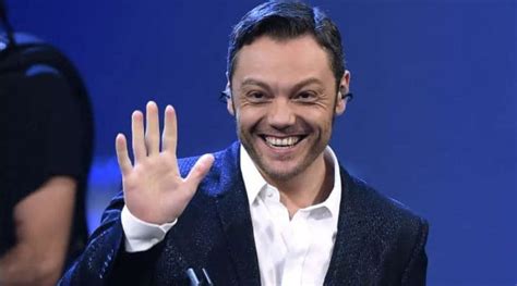 Tiziano Ferro matrimonio. "Il cantante si è sposato con Victor"