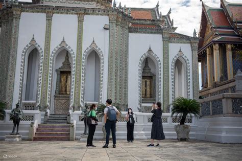 曼谷大皇宫和玉佛寺导览徒步之旅 Klook客路