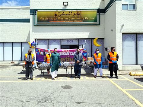 Mississauga Muslim Community Center Holds Eid Ul Fitr Drive Thru Lunch