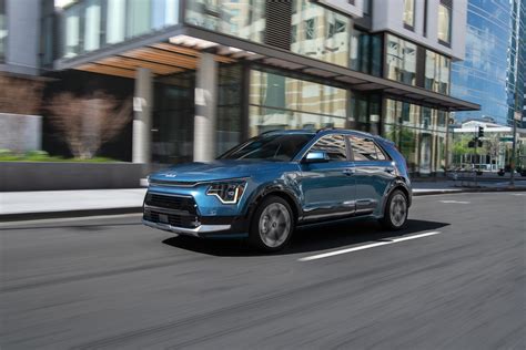 Kia Reveals Redesigned Niro Ev Hybrid And Plug In Hybrid Ev