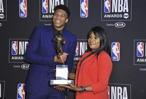 Giannis Antetokounmpo Files Lawsuit To Stop Infringing T Shirts Wpr