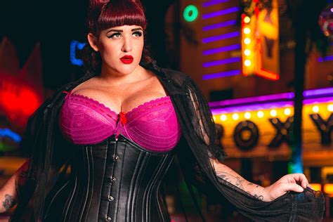 Curves To Kill The Best Lingerie For Curves