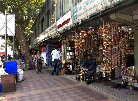 Janpath Market, Delhi: Timings, Nearest Metro & Things to Do