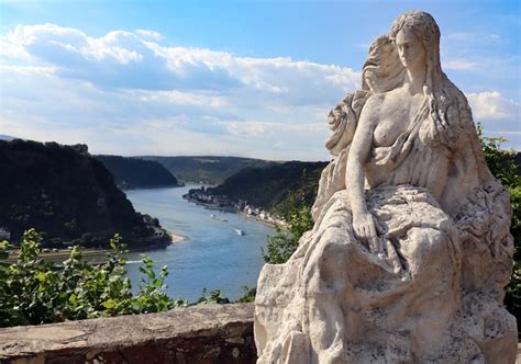 Lorelei La Sirena De Leyenda Que No Cautiva A Los Turistas Del Rhin