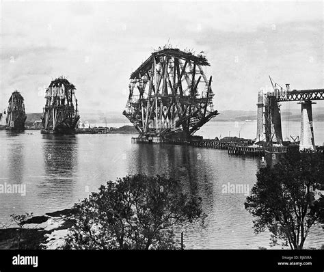 Forth Bridge construction Stock Photo - Alamy