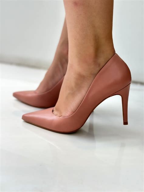 Scarpin Nude Rose Salto M Dio Carrano Lilian Soares