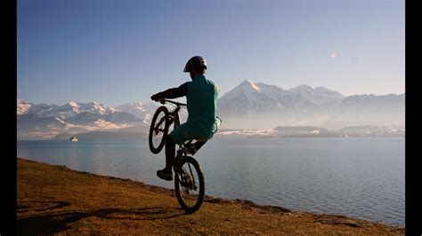 Bicycle Wheelie World Record 25.72 km (longest bicycle wheelie in an hour) | IMB | Free Mountain ...