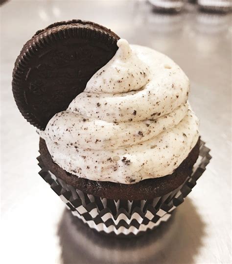 The Best Oreo Cupcakes Ever Six Clever Sisters Recipe Cupcake