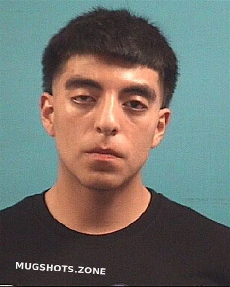 Chavez Jesus Antonio 05 26 2021 Brazoria County Mugshots Zone