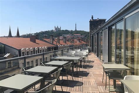 Lyon Vue D En Haut Les Rooftops Et Meilleurs Spots Pour Boire Un Verre