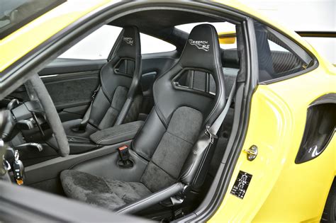 Porsche 911 GT2 RS WEISSACH PACKAGE - AURUM International - Germany ...