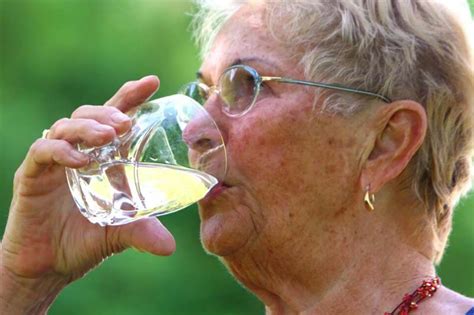 Advice For Older Adults On Staying Cool In Hot Weather